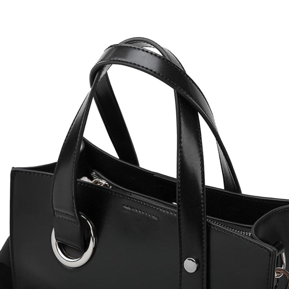 Lydia | Minimalistic Elegant